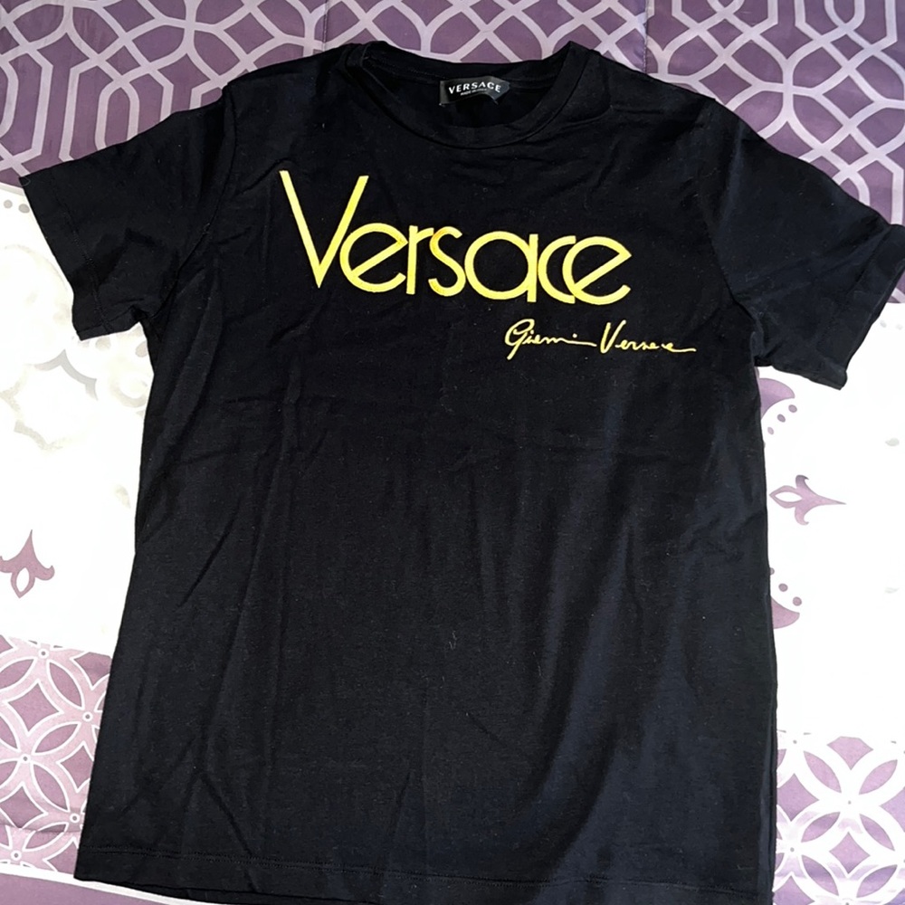 AUTHENTIC Versace t-shirt